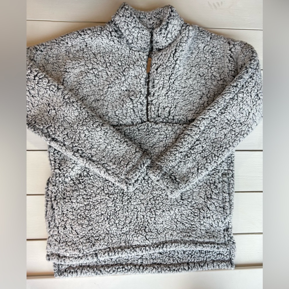 Time & Tru Gray Fuzzy Fleece Long Sleeve Quarter Zip Pullover Size M